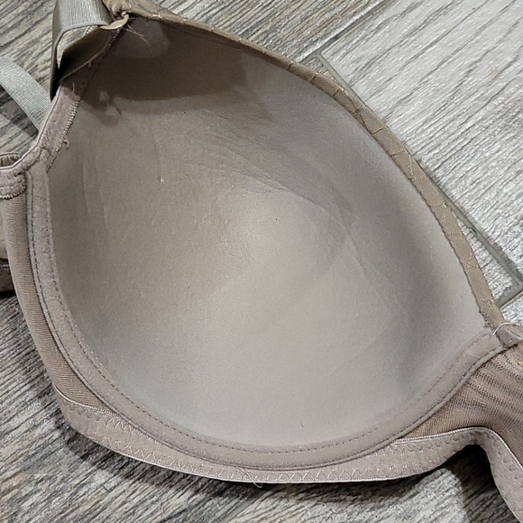Amorarma 44DD Taupe underwire bra - Picture 11 of 13